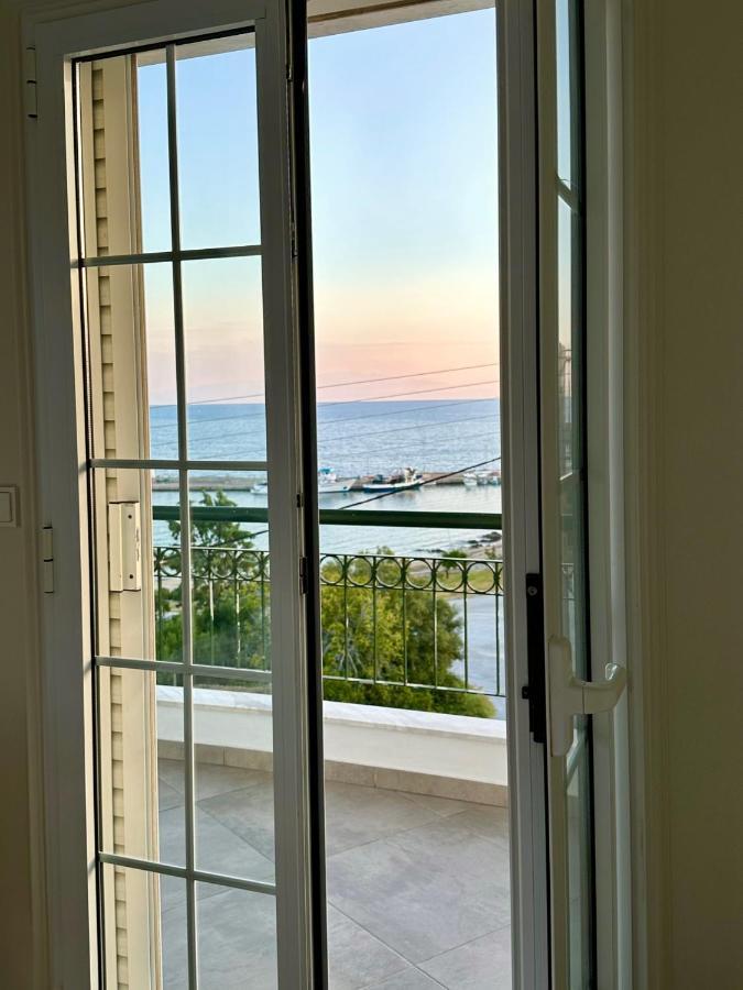 Villa Eleni Greece - Wonderful Sea View Studios Néa Ródha Exterior foto