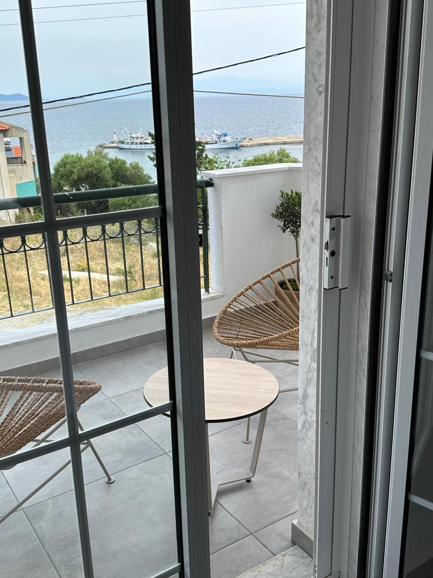Villa Eleni Greece - Wonderful Sea View Studios Néa Ródha Exterior foto