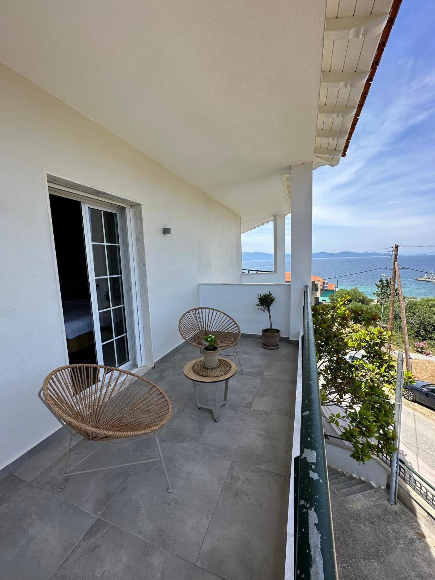 Villa Eleni Greece - Wonderful Sea View Studios Néa Ródha Exterior foto